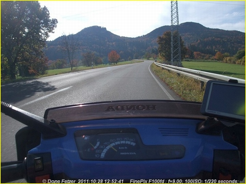 2011_10_28_fr_01_026_anfahrt_lochenpass.jpg