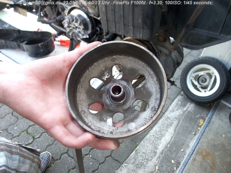 2012_08_22_mi_01_023_kupplungsglocke.jpg