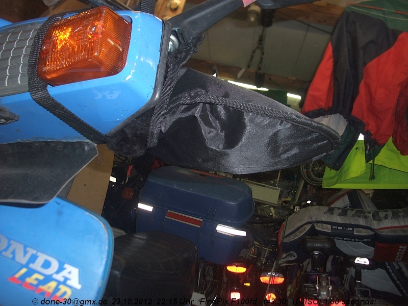 2012_10_23_di_03_011_anprobe_lenkerstulpen.jpg