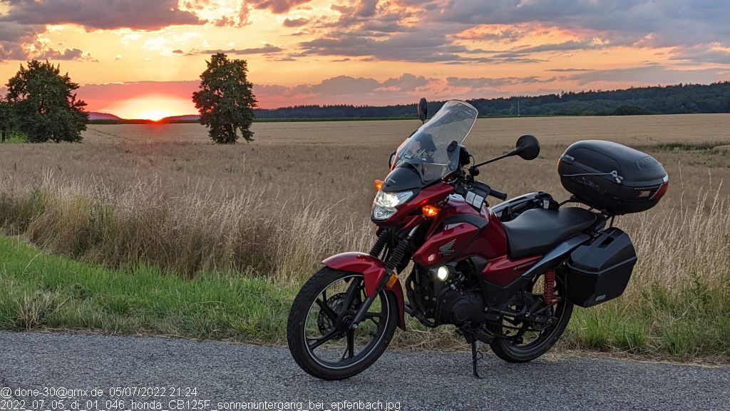 2022_07_05_di_01_046_honda_CB125F_sonnenuntergang_bei_epfenbach.jpg