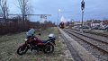 2023_12_10_so_04_035_honda_cb125f_dampfzug_weissenhorn_bahnhof