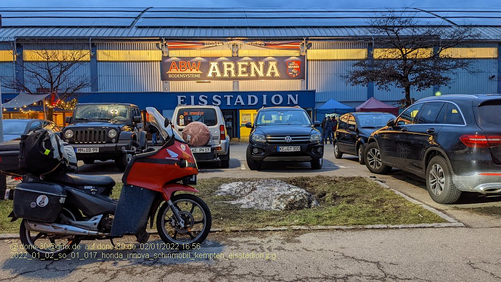 2022_01_02_so_01_017_honda_innova_schirimobil_kempten_eisstadion.jpg