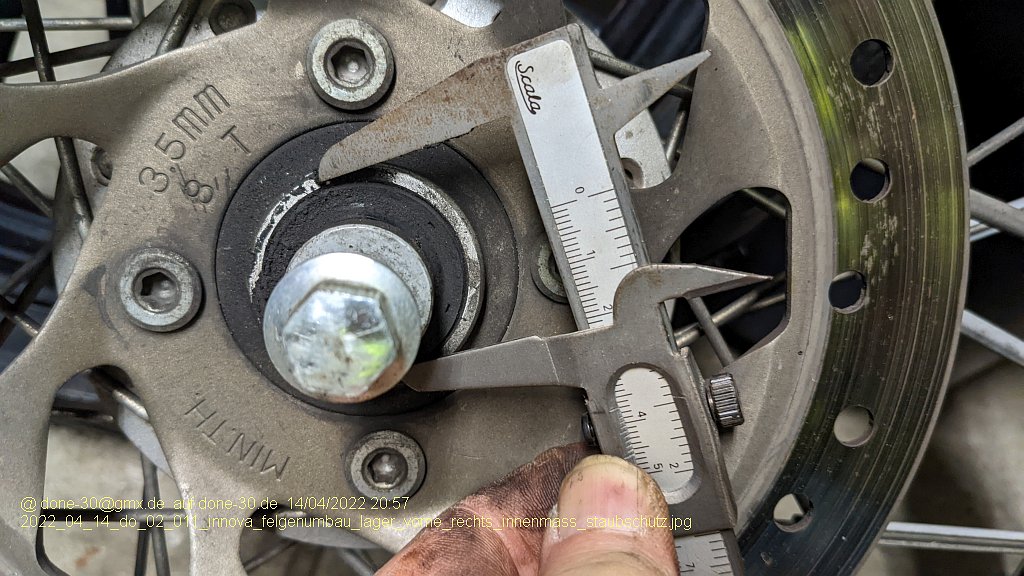 2022_04_14_do_02_011_innova_felgenumbau_lager_vorne_rechts_innenmass_staubschutz.jpg