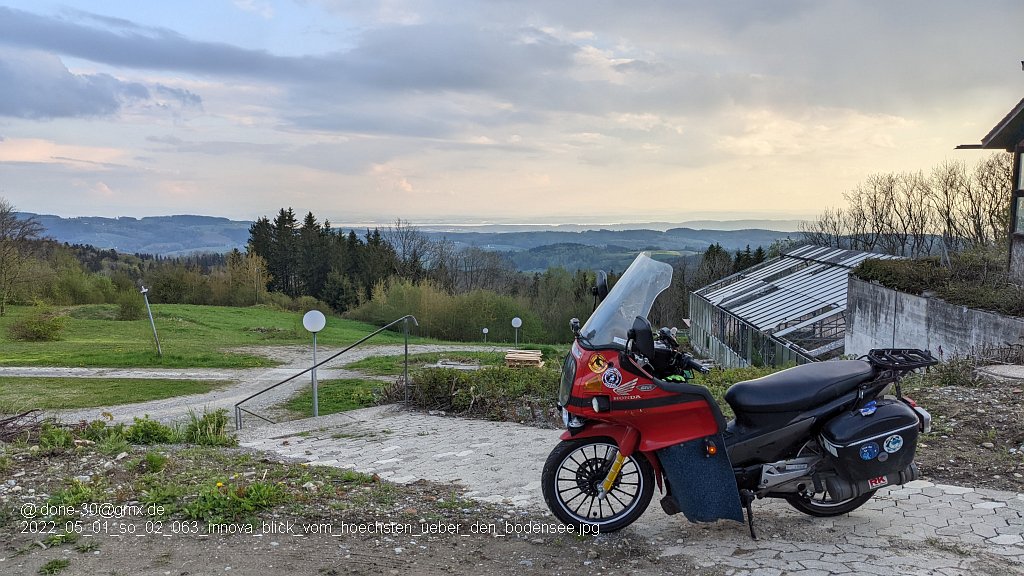 2022_05_01_so_02_063_innova_blick_vom_hoechsten_ueber_den_bodensee.jpg