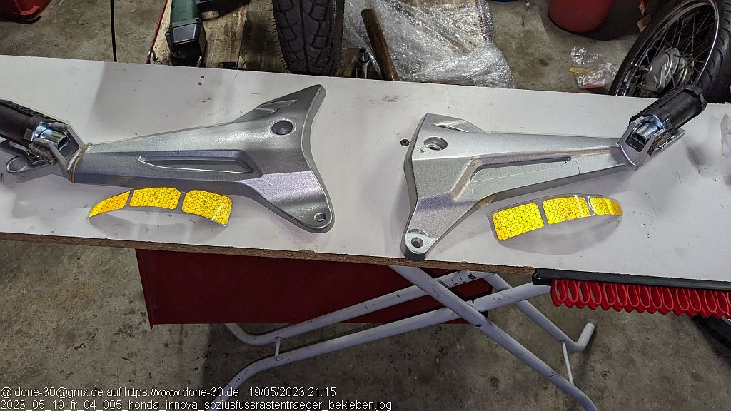 2023_05_19_fr_04_005_honda_innova_soziusfussrastentraeger_bekleben.jpg