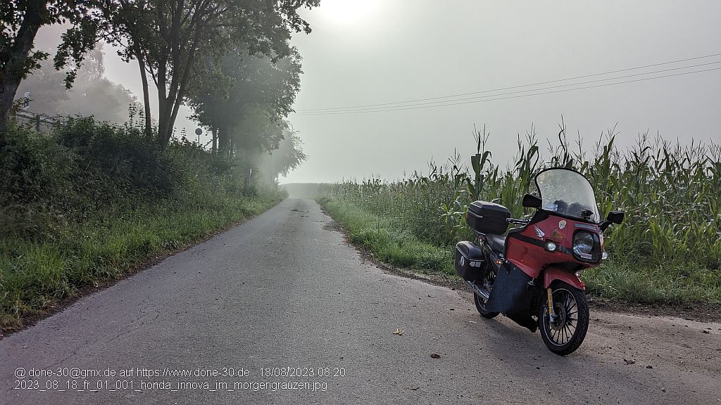 2023_08_18_fr_01_001_honda_innova_im_morgengrauzen.jpg