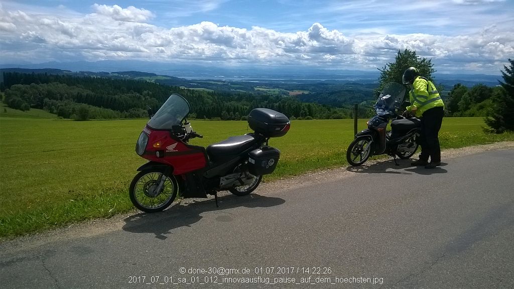 2017_07_01_sa_01_012_innovaausflug_pause_auf_dem_hoechsten.jpg