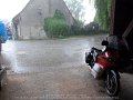 2018_06_10_so_02_014_innova_zur_loewensteiner_platte_wolkenbruch_unterstellen_in_ballendorf-mehrstetten