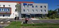 2019_06_01_sa_01_003_parkplatz_ibis_hotel_st_genis_pouilly