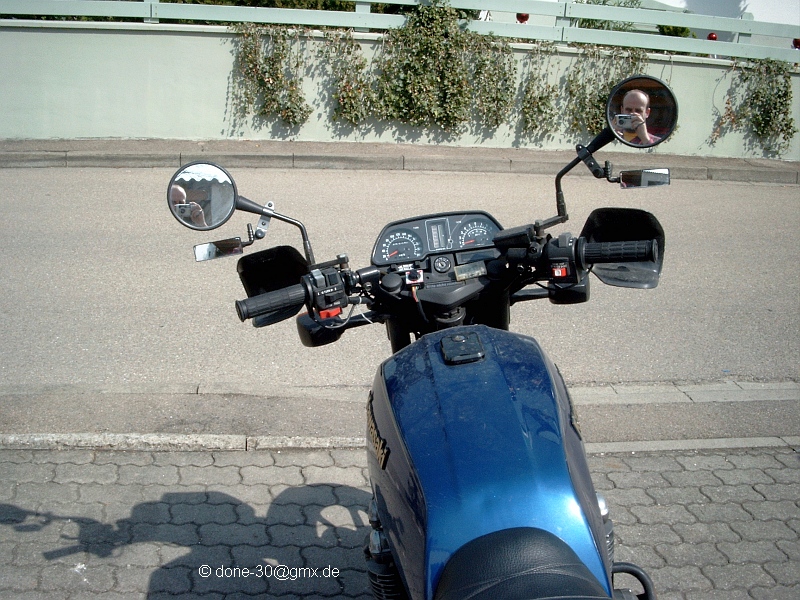 2003_04_25_fr_049_cockpit.jpg