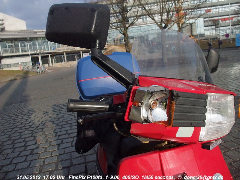 2012_02_27_mo_01_026_schaden_cockpit.jpg