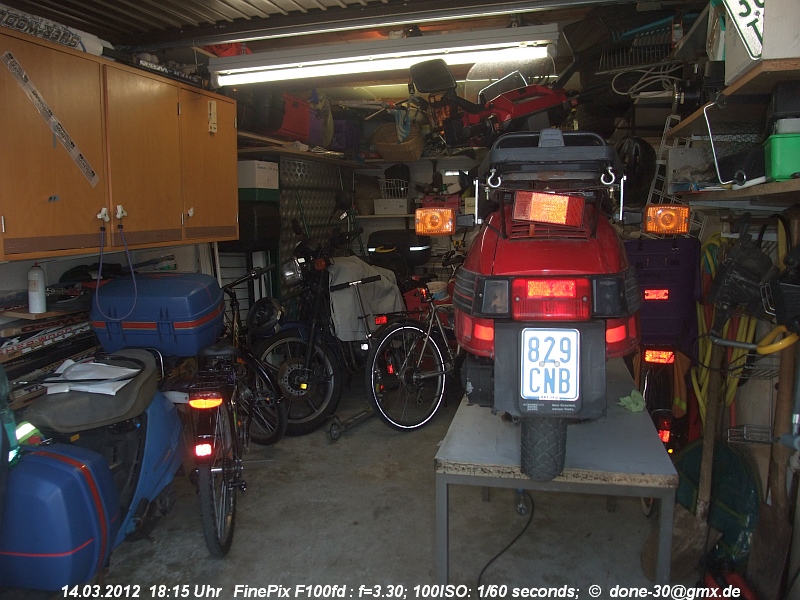 2012_03_14_mi_01_012_garage.jpg