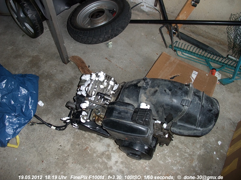 2012_05_19_sa_02_003_motor_ueberholt.jpg