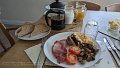 2023_06_01_do_01_004_fruehstueck_in_taunton_full_english_no_beans